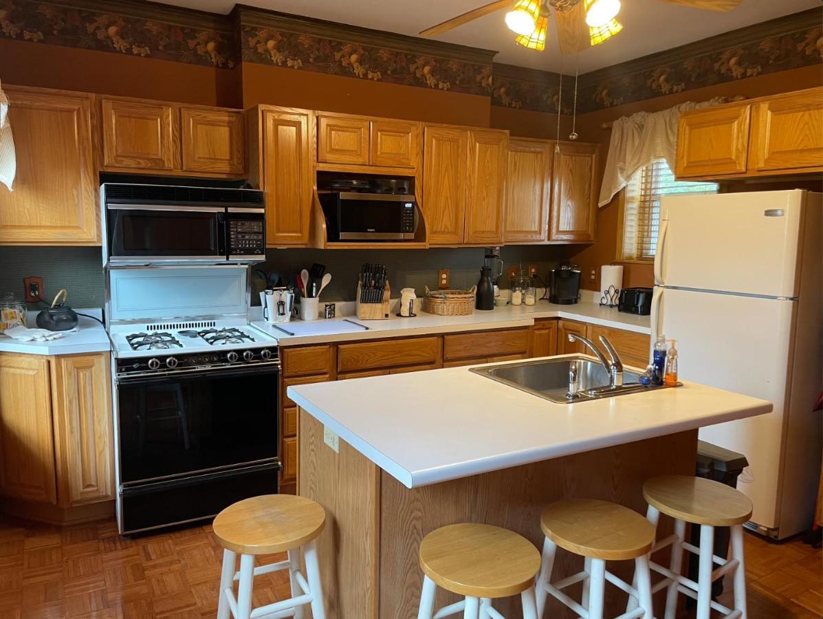 South Broadway Manor B&B - Near Fallingwater, Ohiopyle State Park, Hiking & Biking Trails Gap Scottdale Extérieur photo