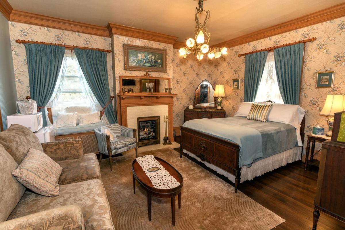 South Broadway Manor B&B - Near Fallingwater, Ohiopyle State Park, Hiking & Biking Trails Gap Scottdale Extérieur photo